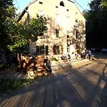 Moulin De Charme Au Bord De L'eau *